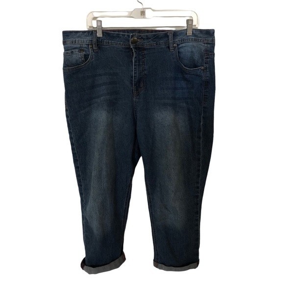 Denim - Avenue Size 18 Blue Capri Cuffed Jeans